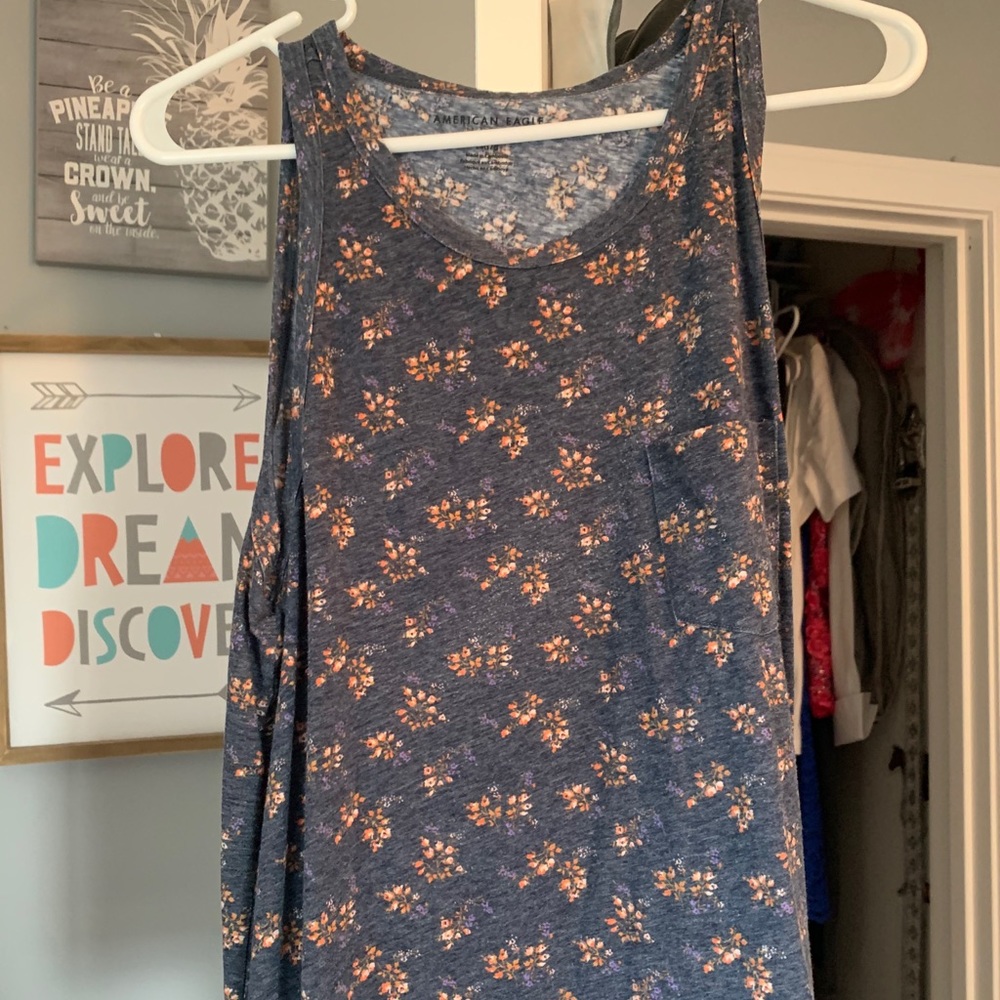 American Eagle tank tops